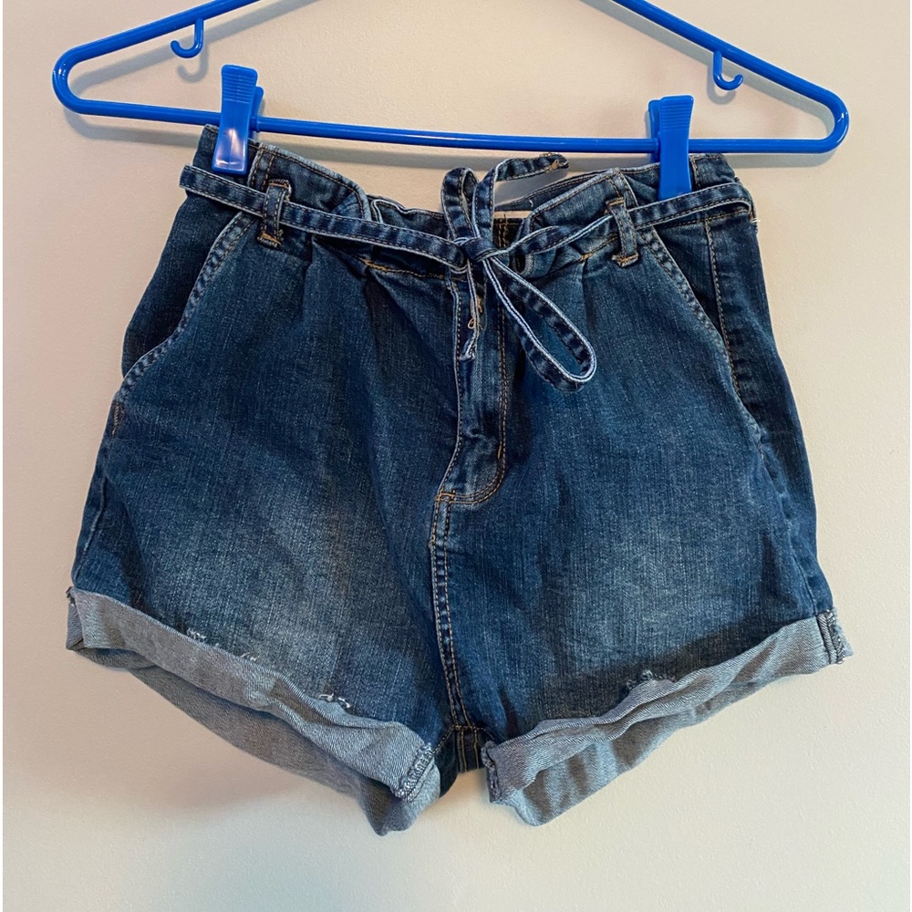 Mom Jean shorts